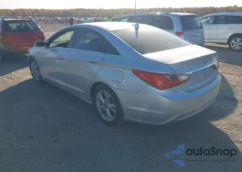 2013 Hyundai Sonata Limited z USA, uszkodzony, nr VIN 5NPEC4AC3DH797690